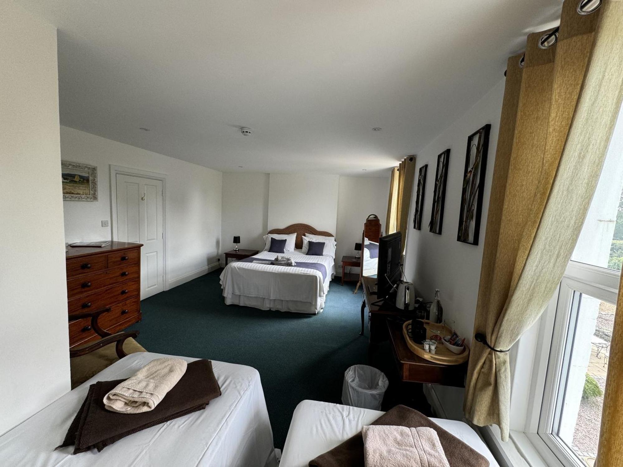 Hookwood Lodge London Gatwick Horley Room photo