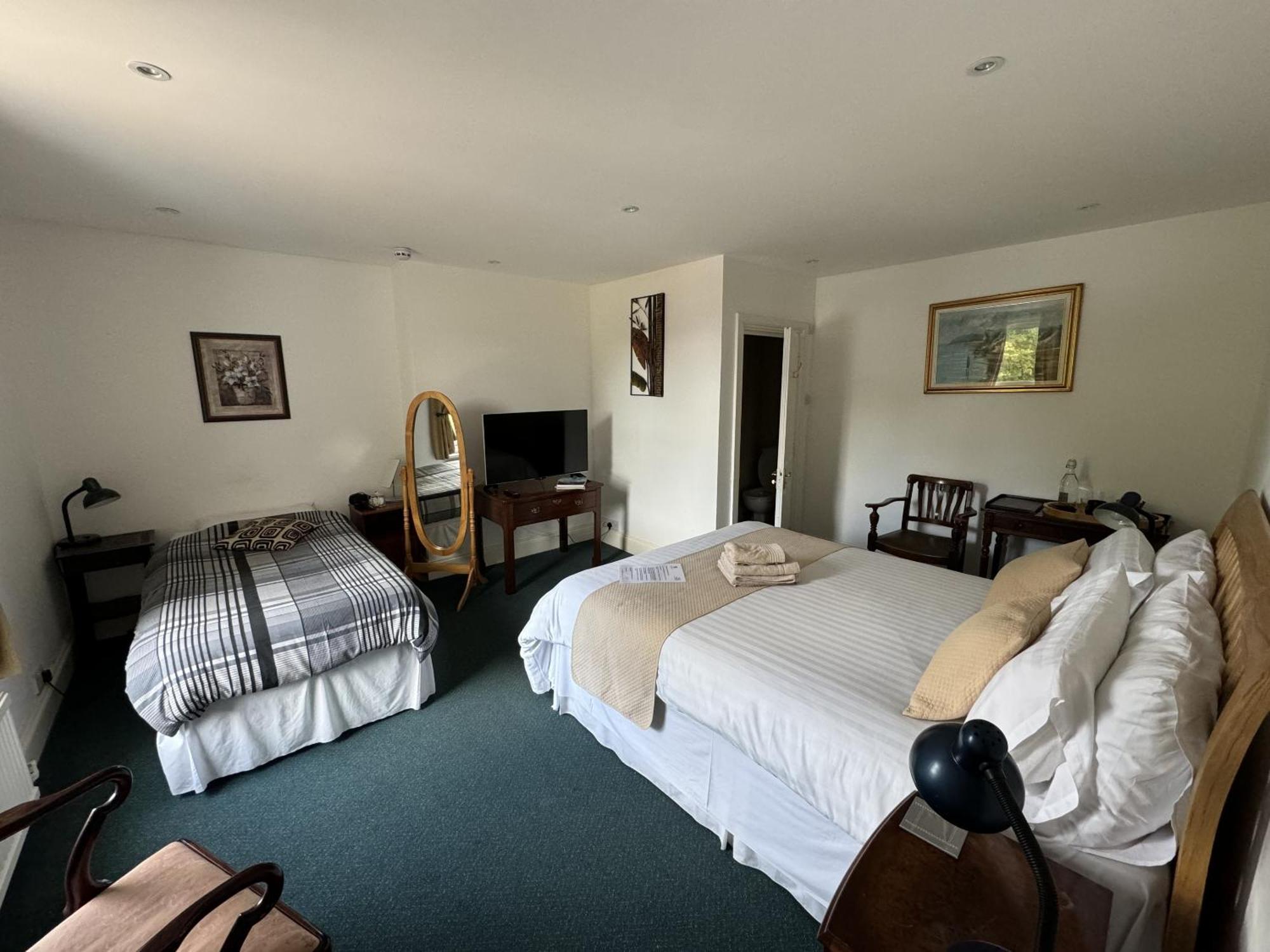 Hookwood Lodge London Gatwick Horley Room photo