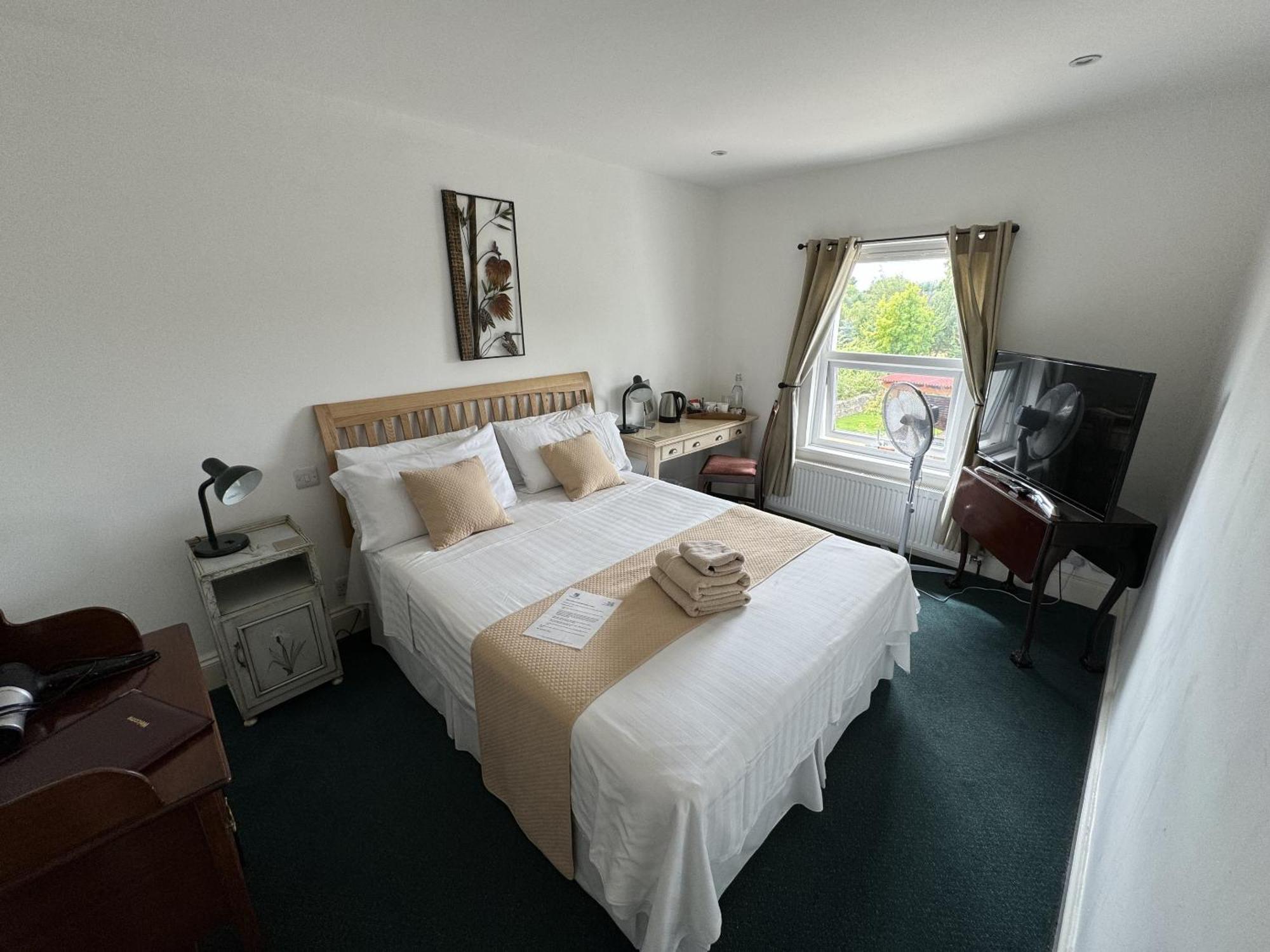 Hookwood Lodge London Gatwick Horley Room photo