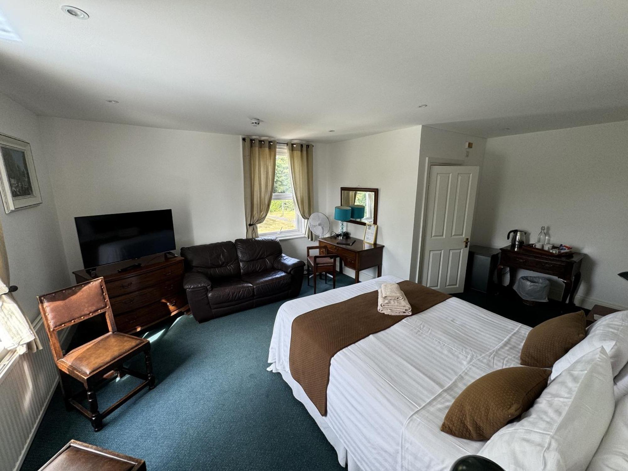 Hookwood Lodge London Gatwick Horley Room photo