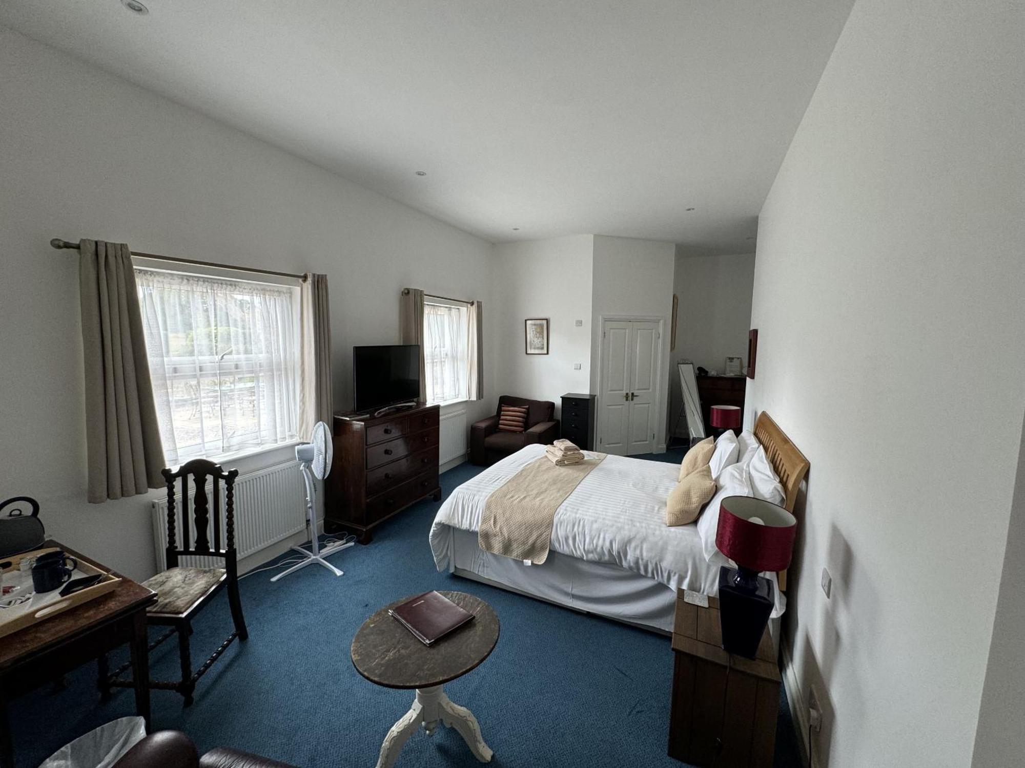 Hookwood Lodge London Gatwick Horley Room photo